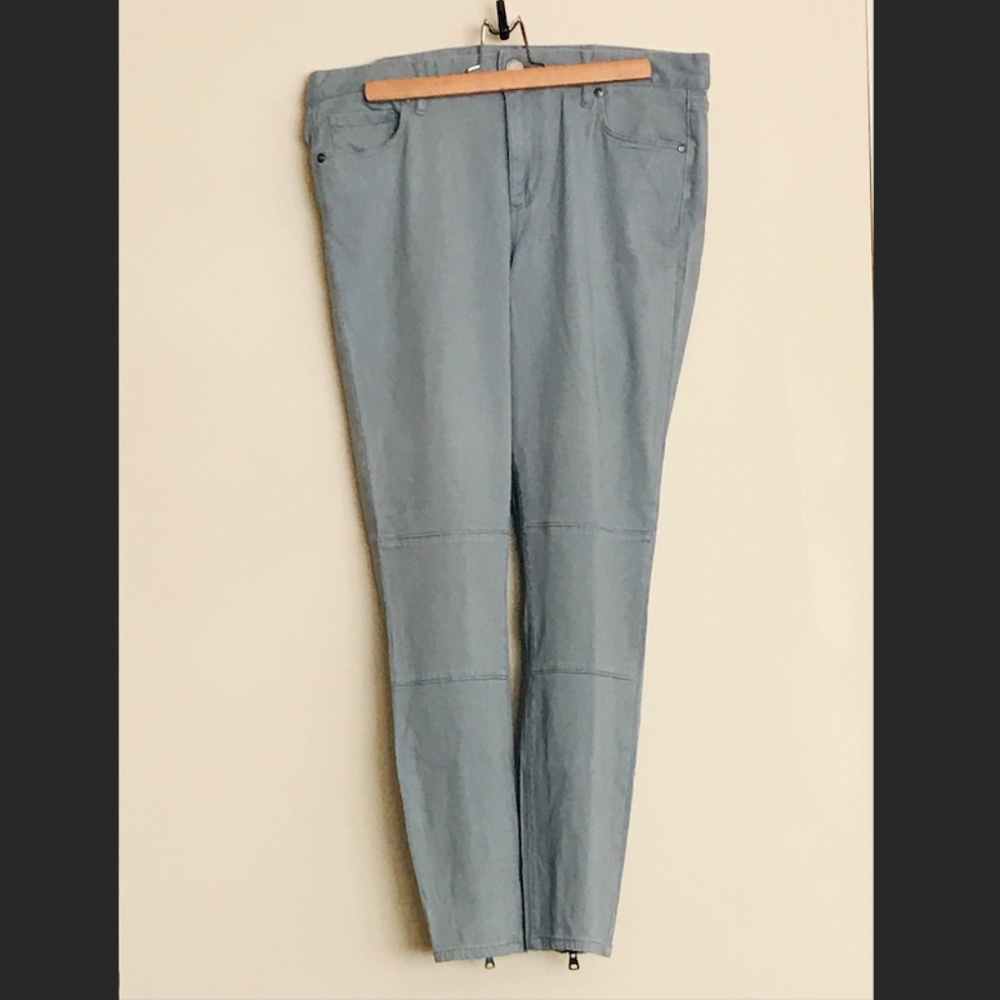 Loft grey blue stretchable soft legging (jeans look) size 30/10